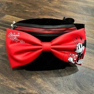 Loungefly Disney Minnie Mouse Fanny Pack‎